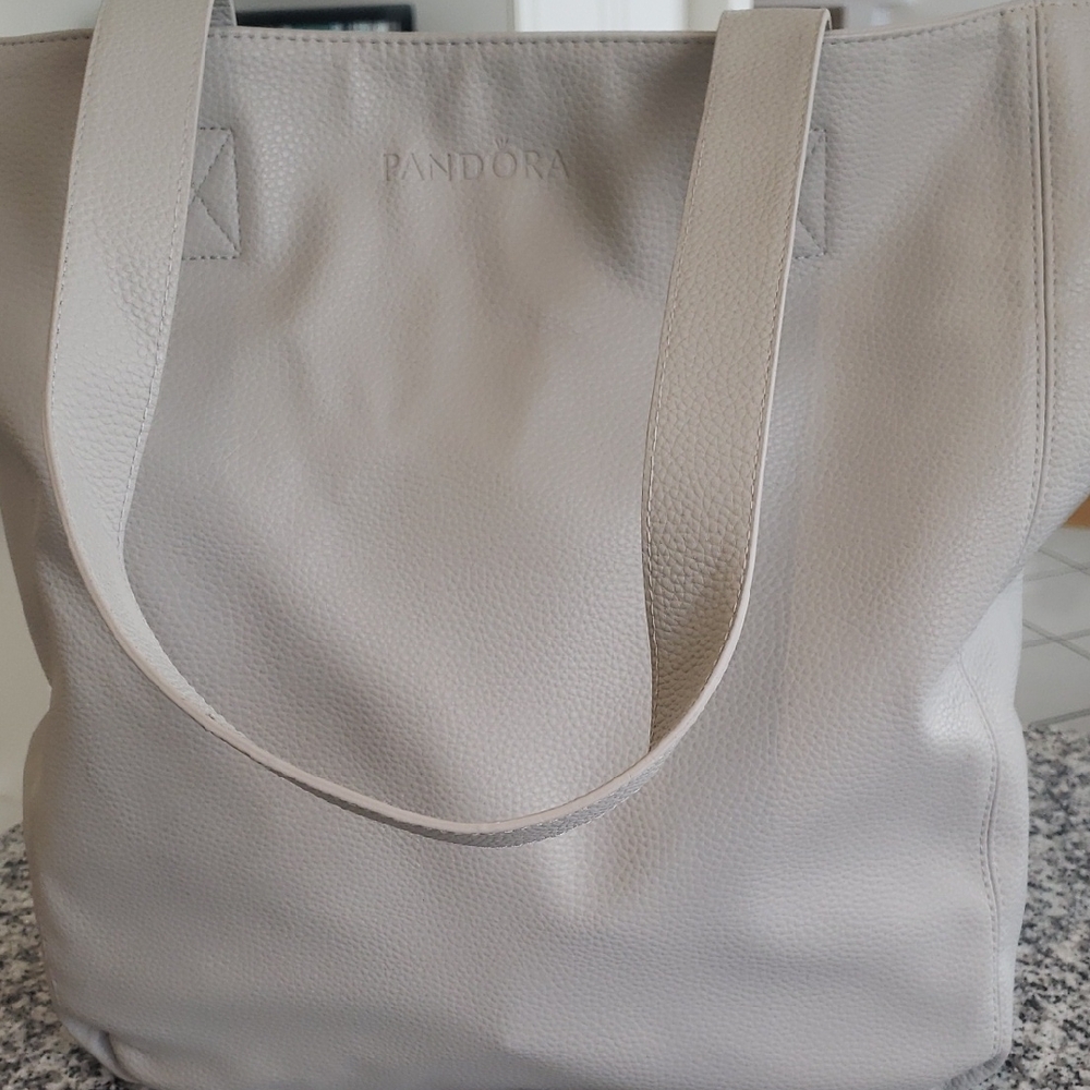Pandora Tote Bag + Sleeper + 20 Assorted Pandora Additions Brand New